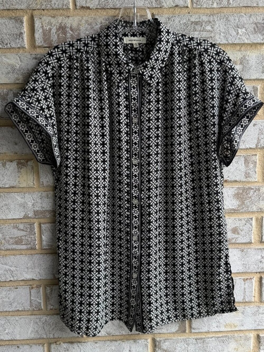 Max Studio Short Sleeve Button Up Black / White Geo Blouse Women's Size S